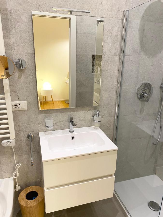 Repubblica One Room Apartment Milán Exterior foto